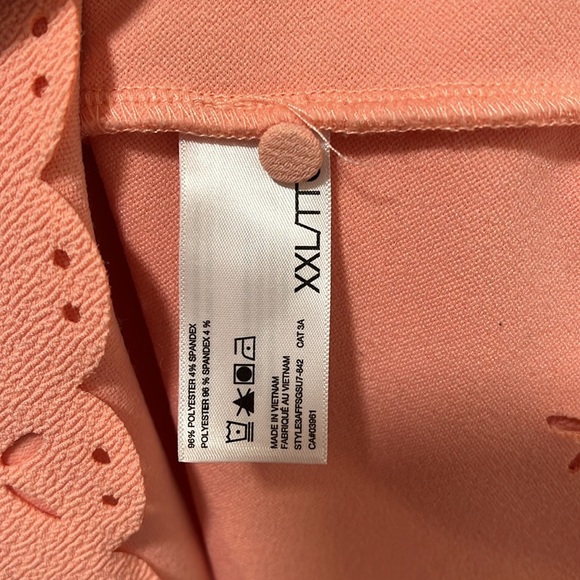 ALFRED SUNG | Peach Top Cut Flowers Hem - Picture 5 of 6